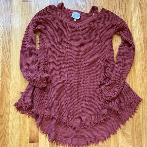 EUC Hayden Cold Shoulder Long Sweater - Picture 1 of 5